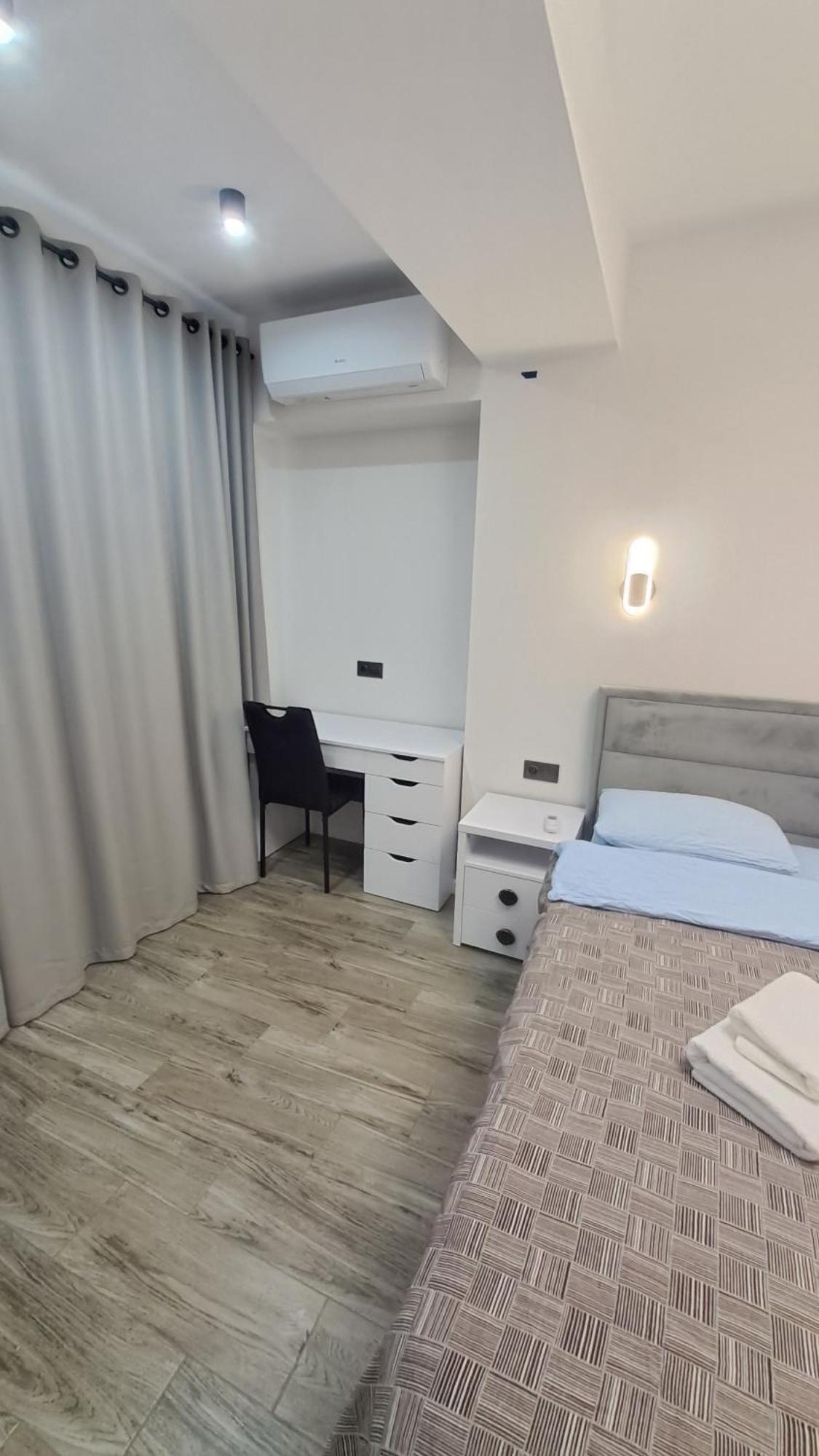 Аэропорт-Номера 24/24 . Leilighet Chisinau Eksteriør bilde